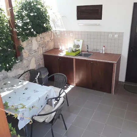 Apartsolta Nečujam
