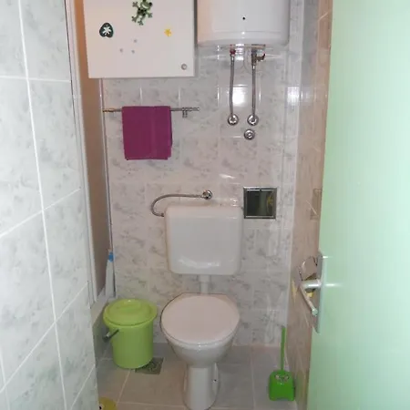 Apartsolta Nečujam