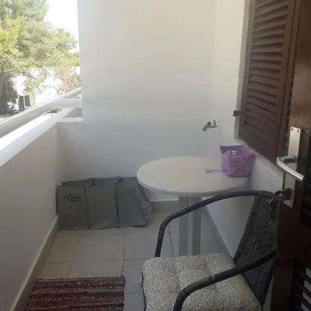 Apartsolta Nečujam